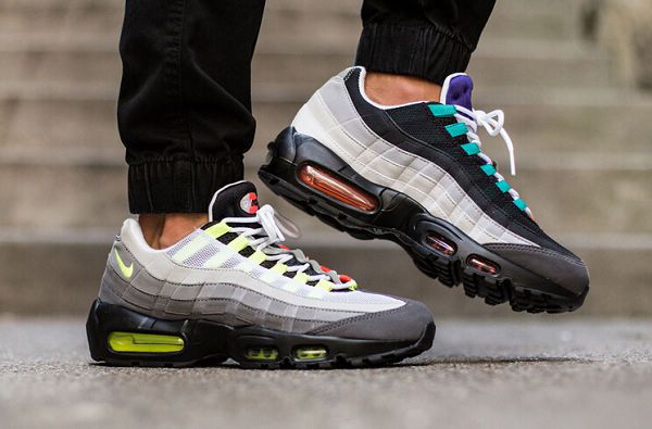 nike air max 95 og qs 2022新款 復古緩震全掌氣墊男女生慢跑鞋