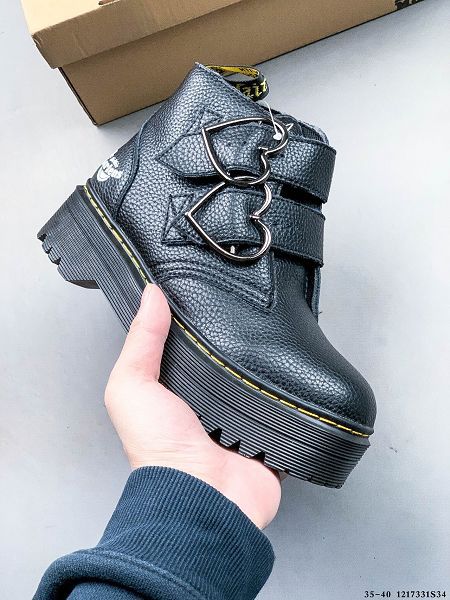 Dr.martens 2023新款女生真皮英倫風高幫工裝馬丁靴