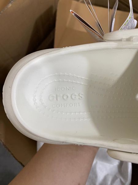 Crocs Classic Clog 卡駱馳休閒沙灘洞洞鞋拖鞋涼鞋泡芙鞋 白色女鞋 