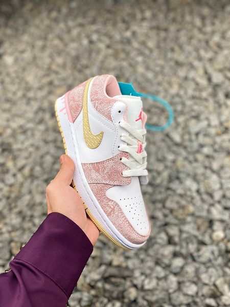 Nike Air Jordan 1 Low GS 2021新款 喬丹1代粉冰淇淋女款籃球鞋 帶半碼