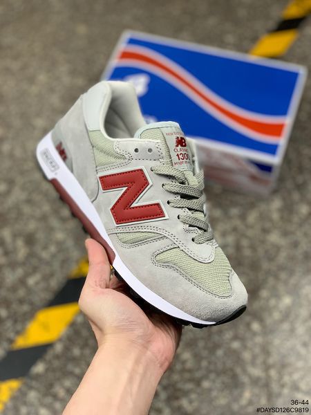 New Balance NB1300系列 2022新款 豬八革網面複古男女款運動跑鞋