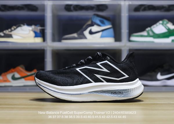 New Balance FuelCell SuperComp Trainer V2 系列超輕量化低幫休閒運動慢跑鞋情侶鞋