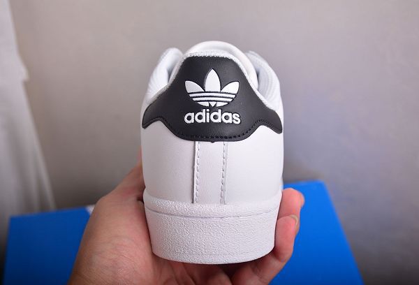 Adidas Superstar 二代白黑金2020年最新中文標版 金標貝殼頭運動休閒板鞋 情侶鞋