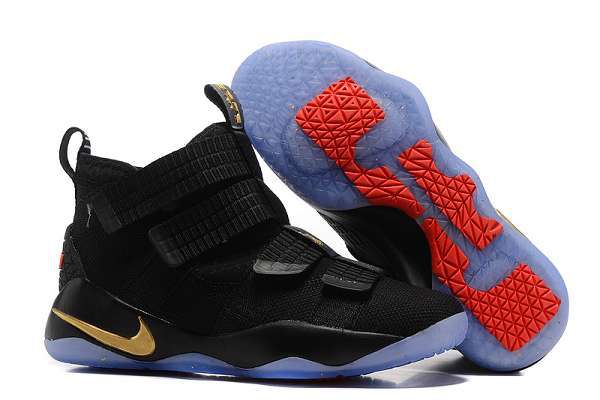 nike lebron soldier 11 詹姆斯网面透气战靴 士兵11代时尚男鞋 黑红