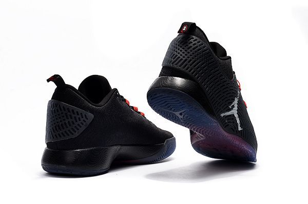 nike air jordan cp3 x 保罗10代战靴 透气时尚男生球鞋 黑红色